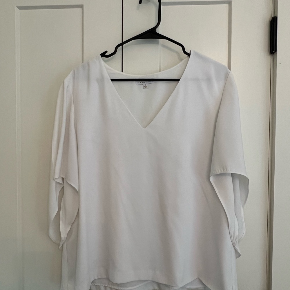 Anna Cate Nina White V-Neck Women's Blouse